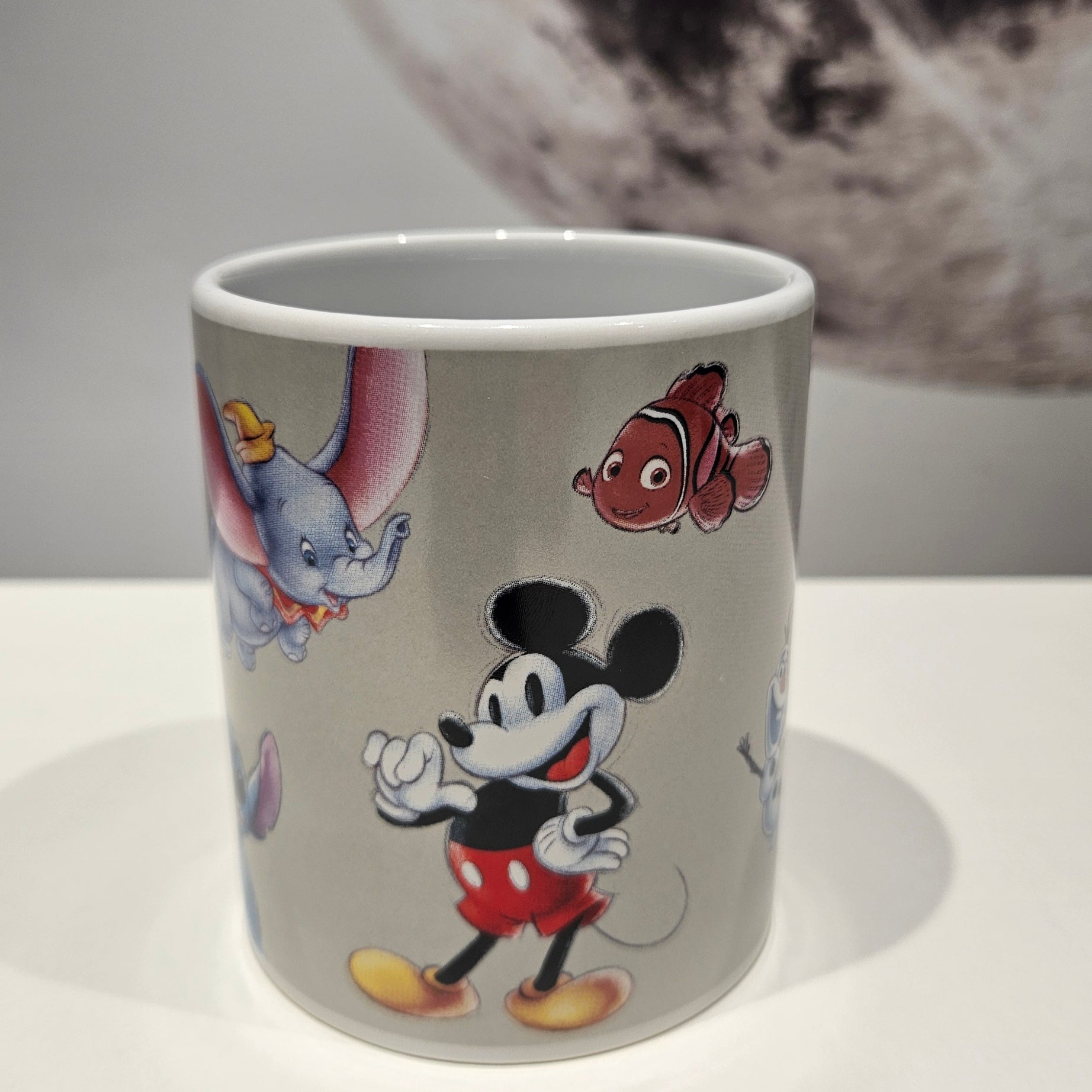 Caneca Comemorativa 100 Anos Disney 315ml - Várias Personagens Disney