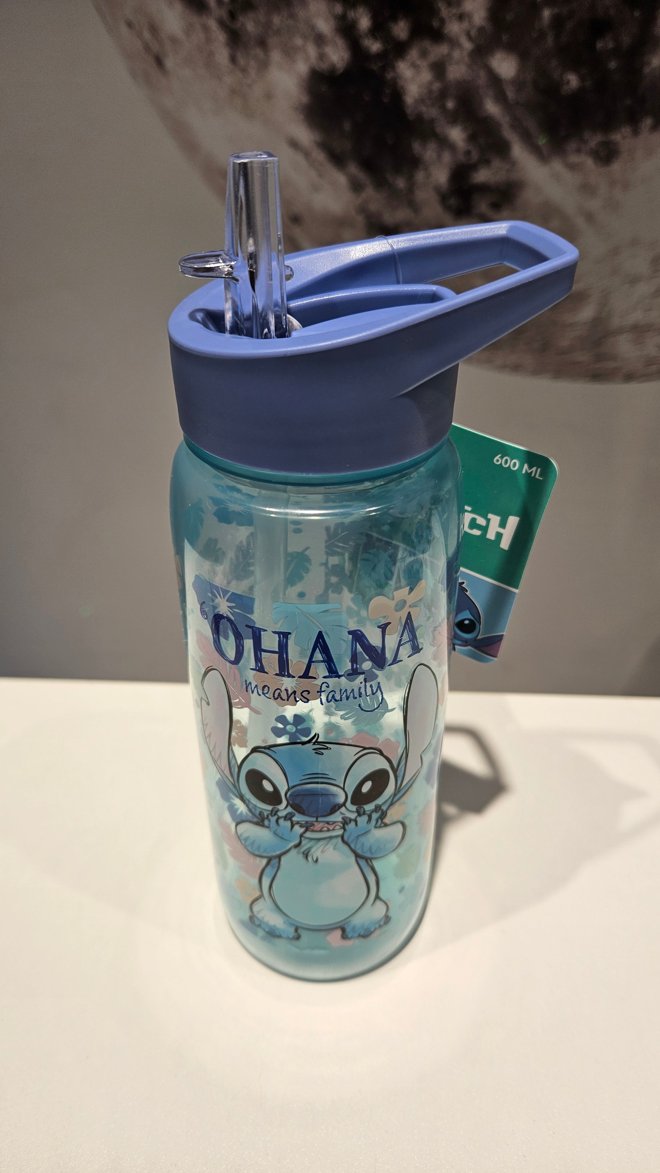 Garrafa Stitch com Palhinha