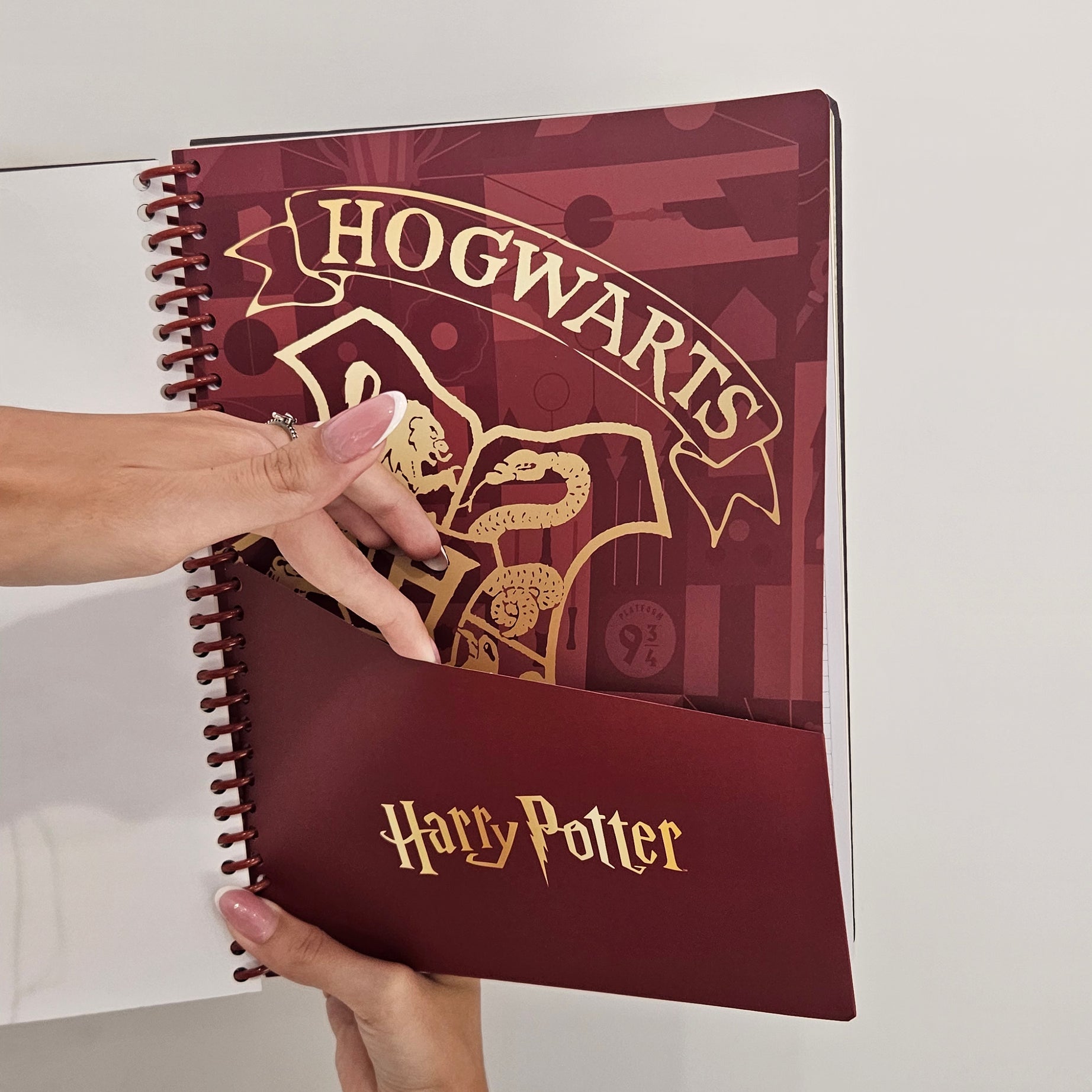 Caderno A4 em Espiral Quadriculado Harry Potter com Autocolantes e Envelope