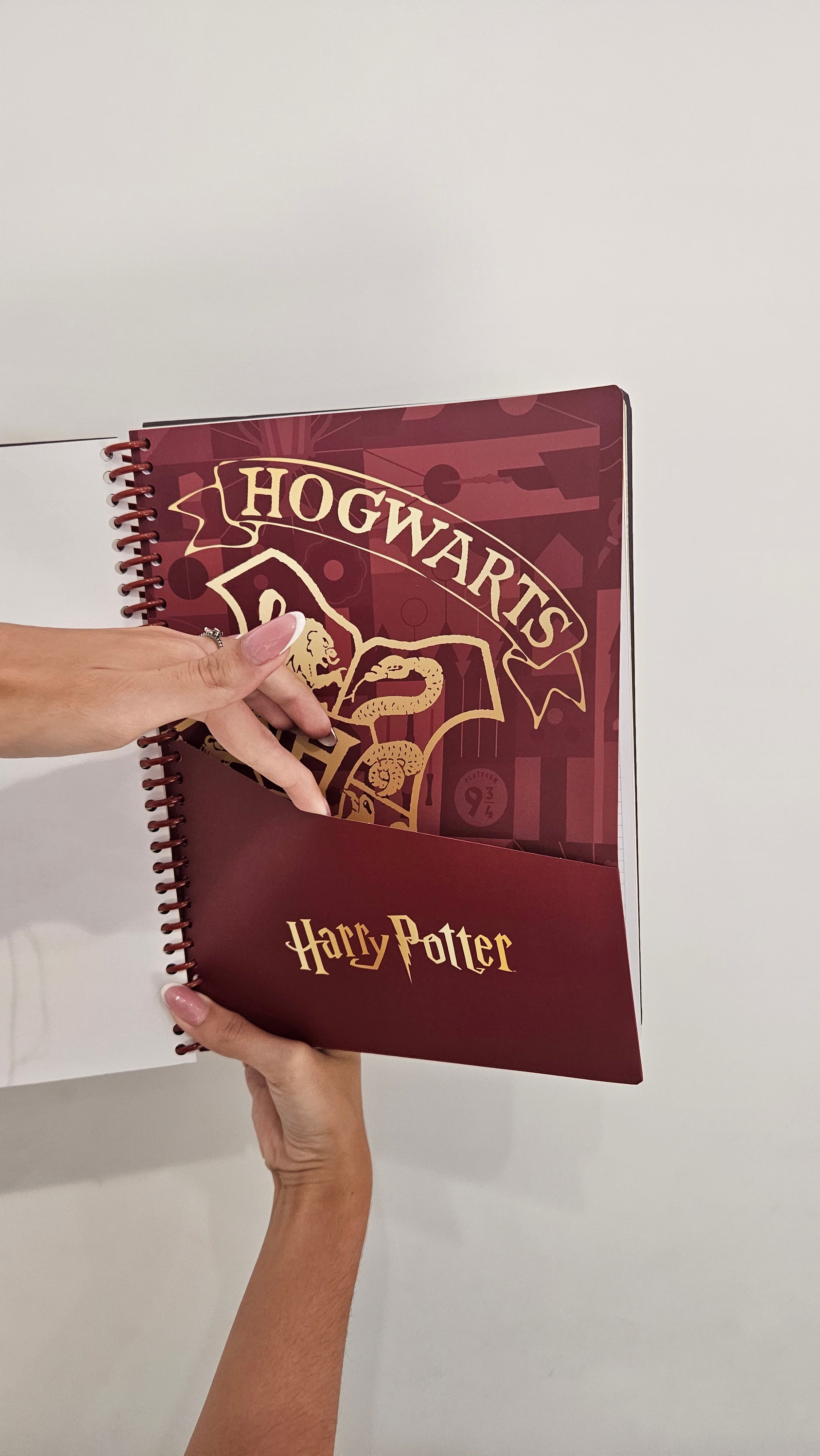 Caderno A4 em Espiral Quadriculado Harry Potter com Autocolantes e Envelope