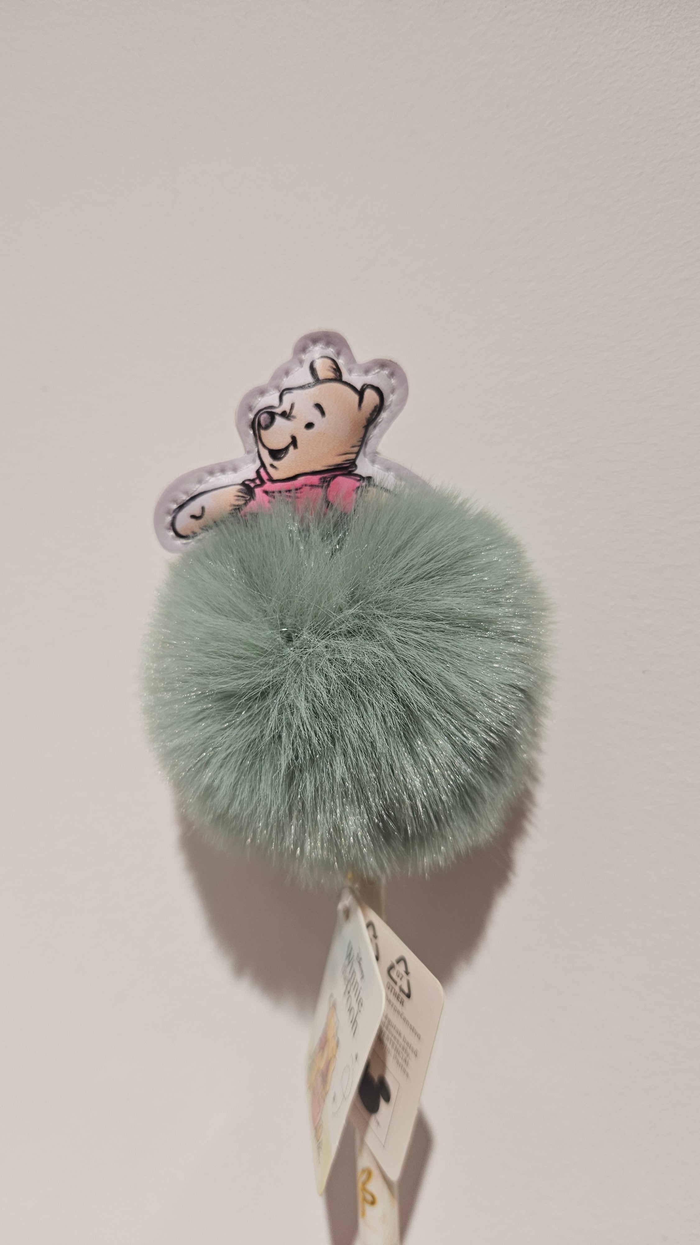 Caneta com Pompom Winnie The Pooh