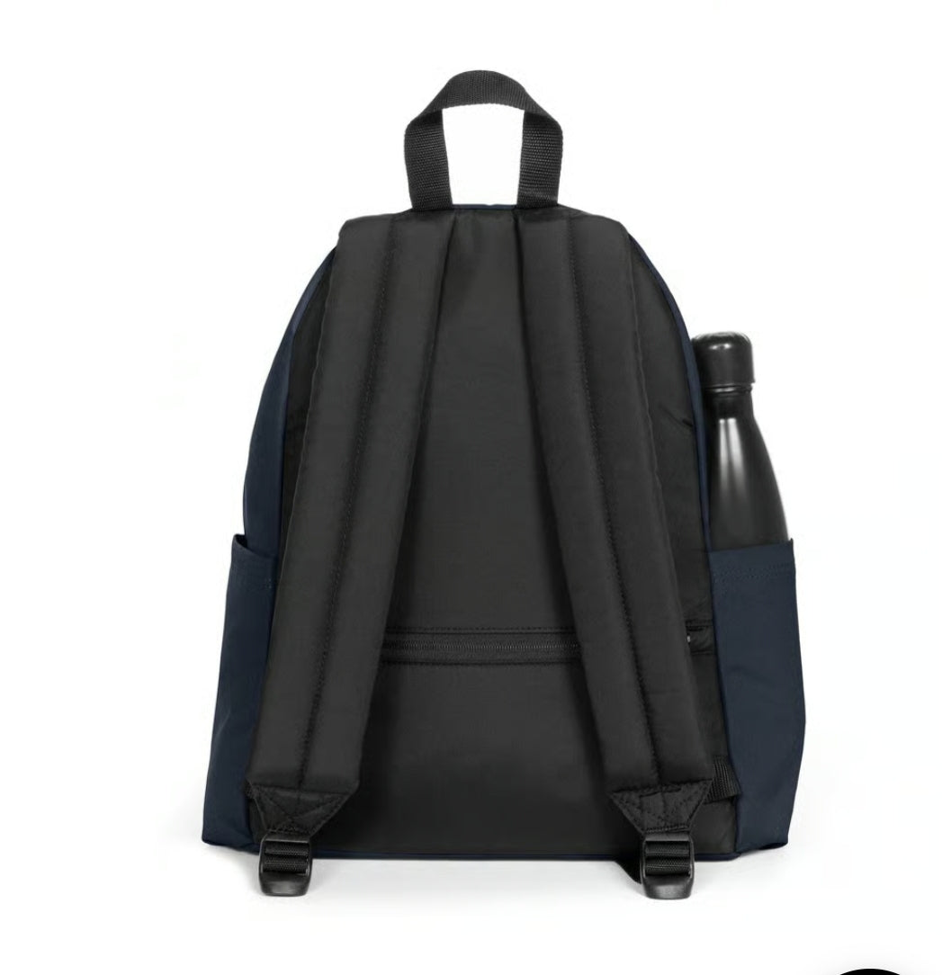Mochila Eastpak Day Park Ultra Mar (Azul Marinho) 24L 40x30x18cm