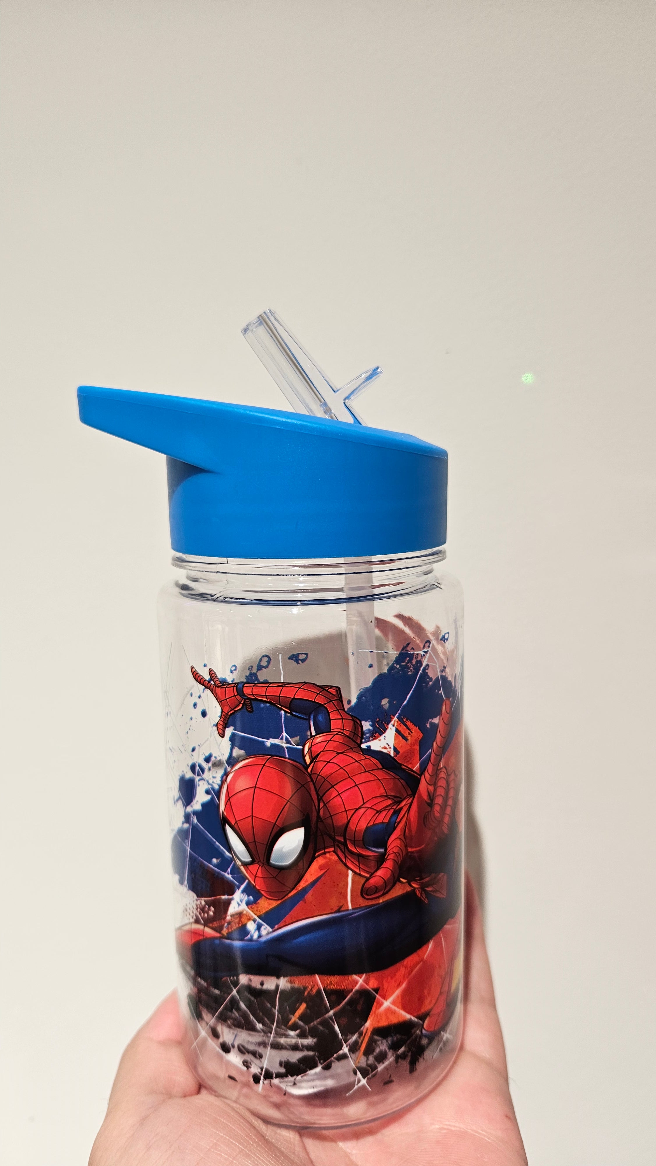 Garrafa com Palhinha Homem Aranha