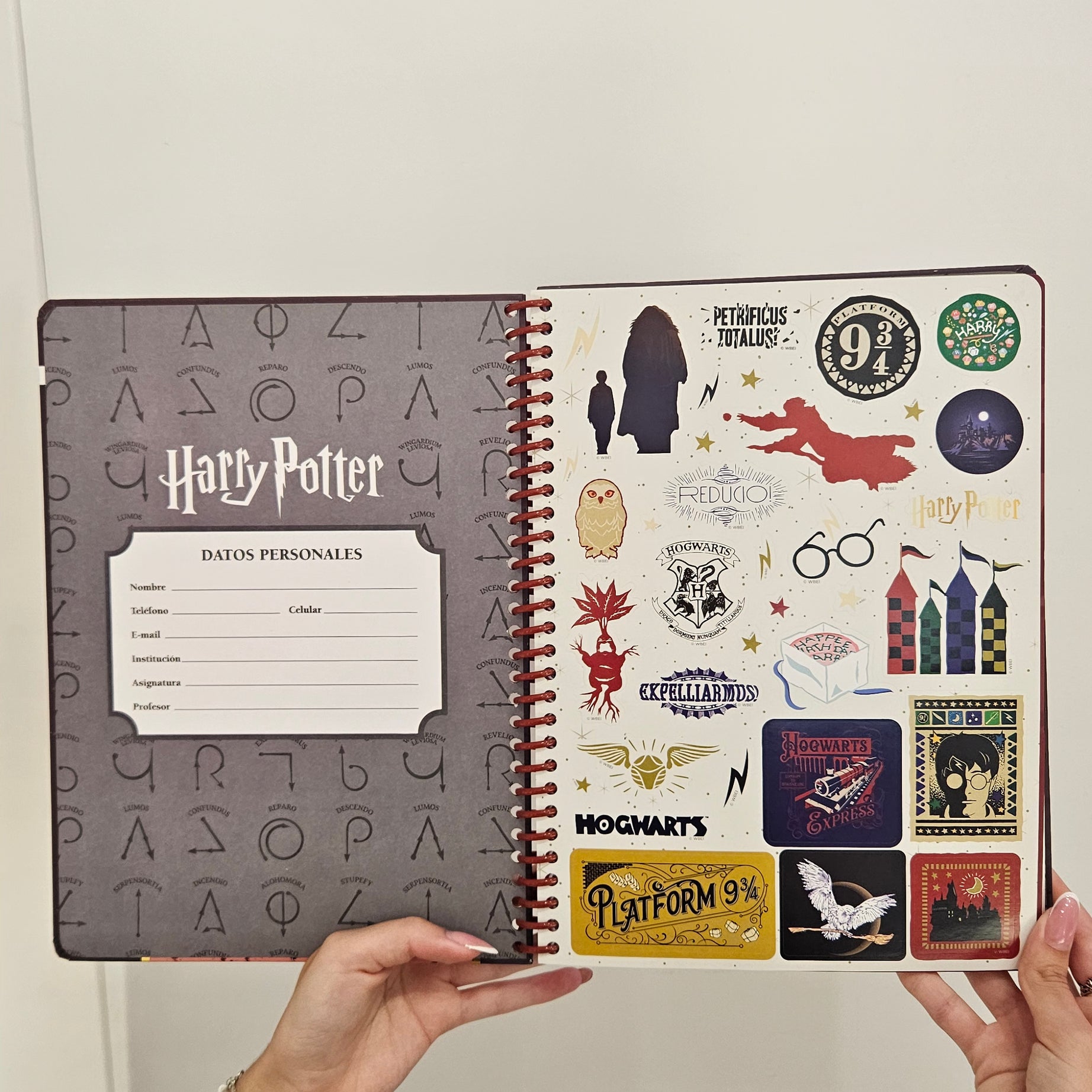 Caderno A4 em Espiral Quadriculado Harry Potter com Autocolantes e Envelope
