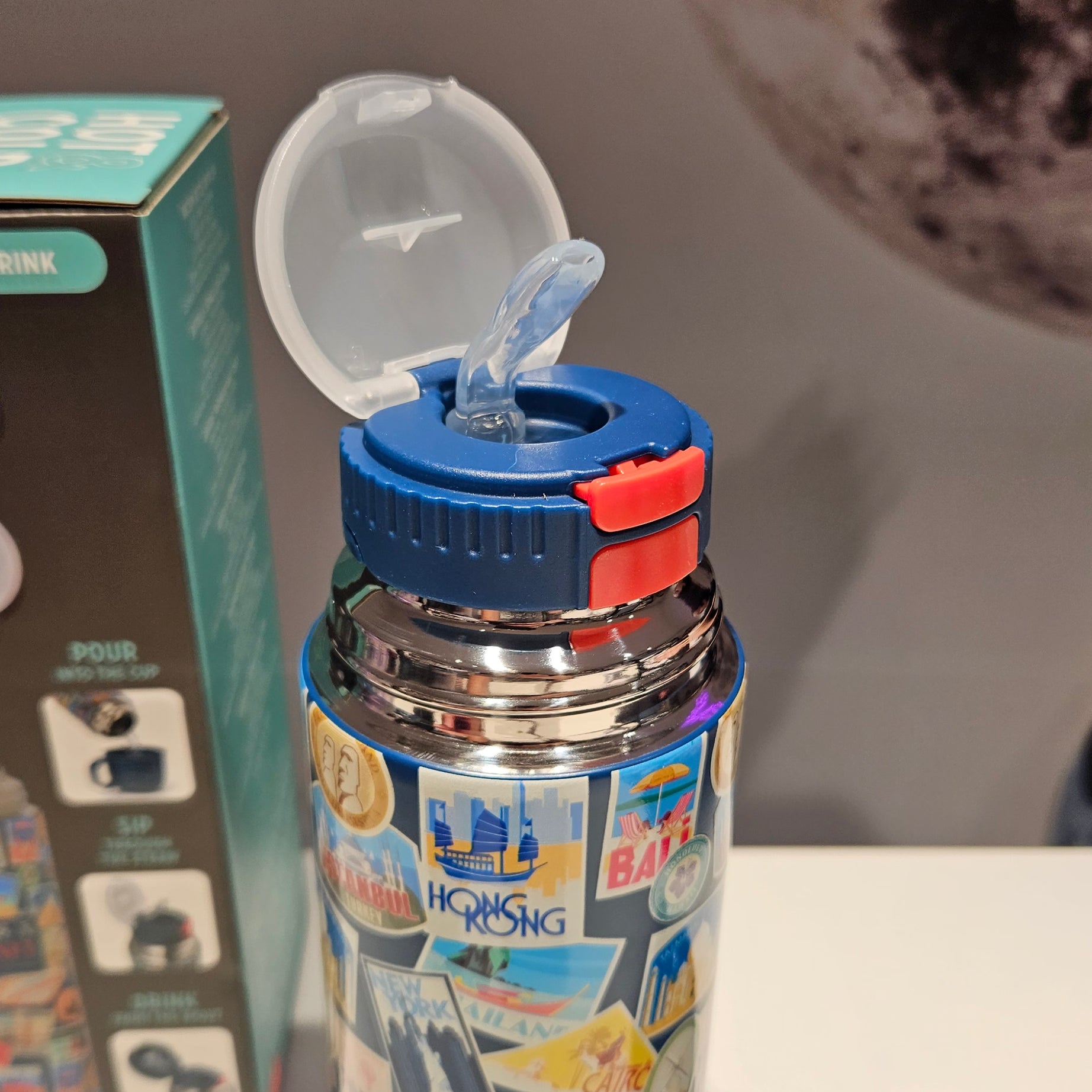 Garrafa Térmica com Copo Stickers Legami