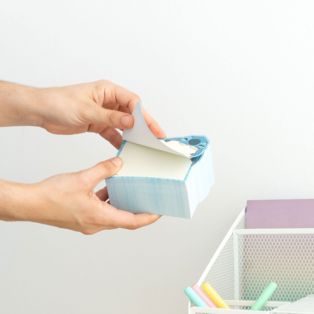 Bloco memo com 400 Folhas Stitch