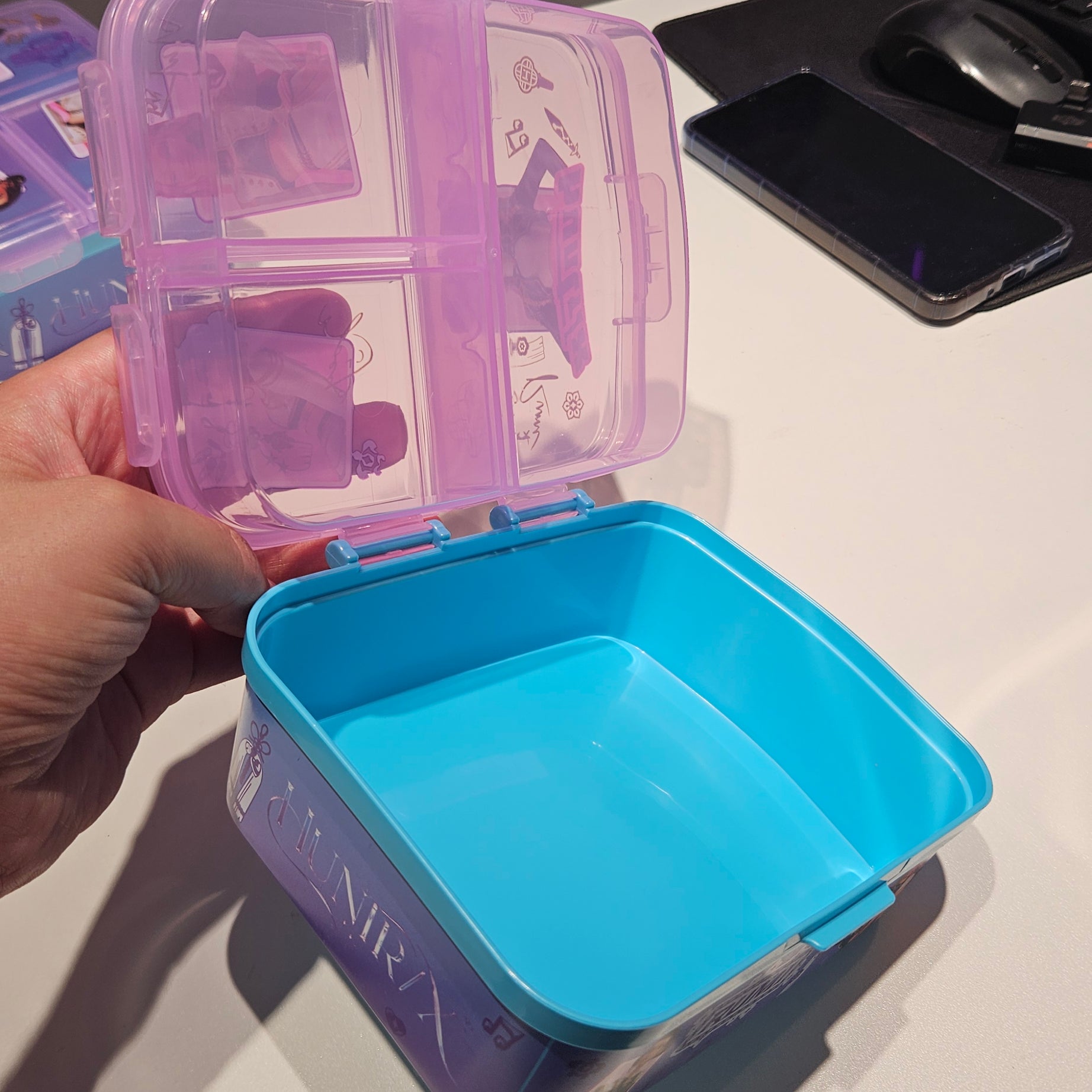 Caixa de Lanche K-Pop com Divisórias