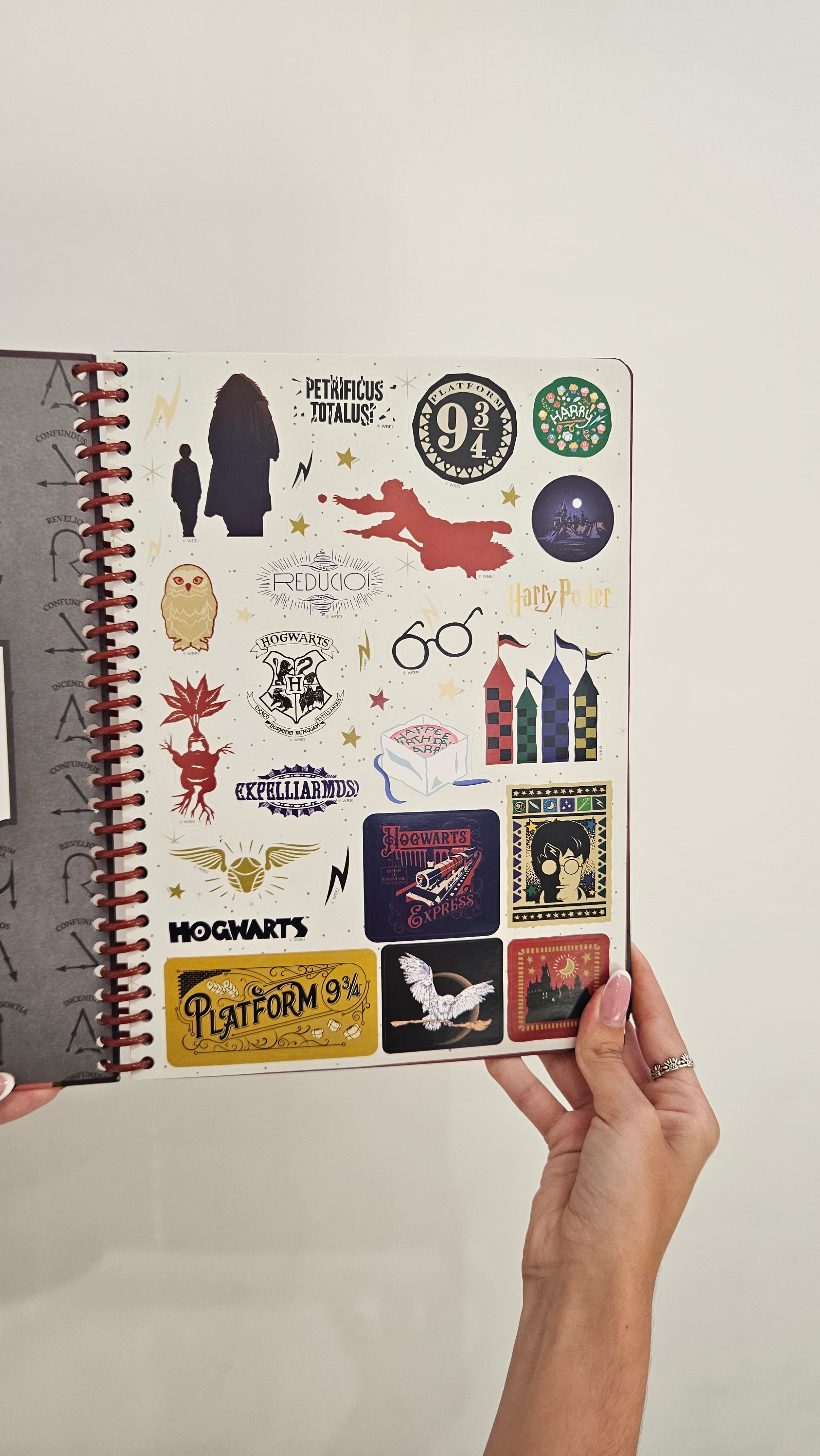 Caderno A4 em Espiral Quadriculado Harry Potter com Autocolantes e Envelope