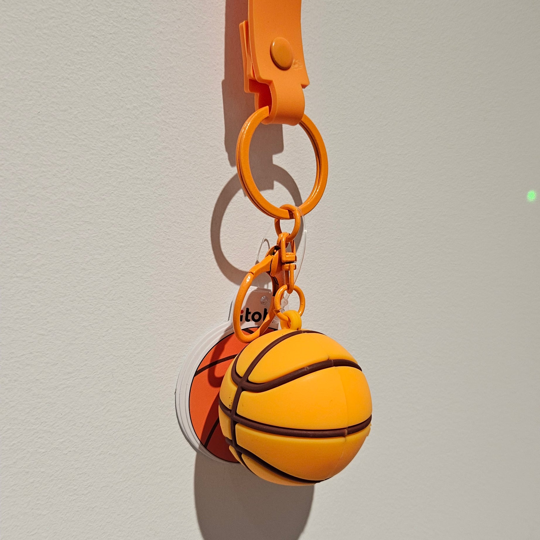 Porta Chaves Bola de Basquetebol 3D com Fita Itotal