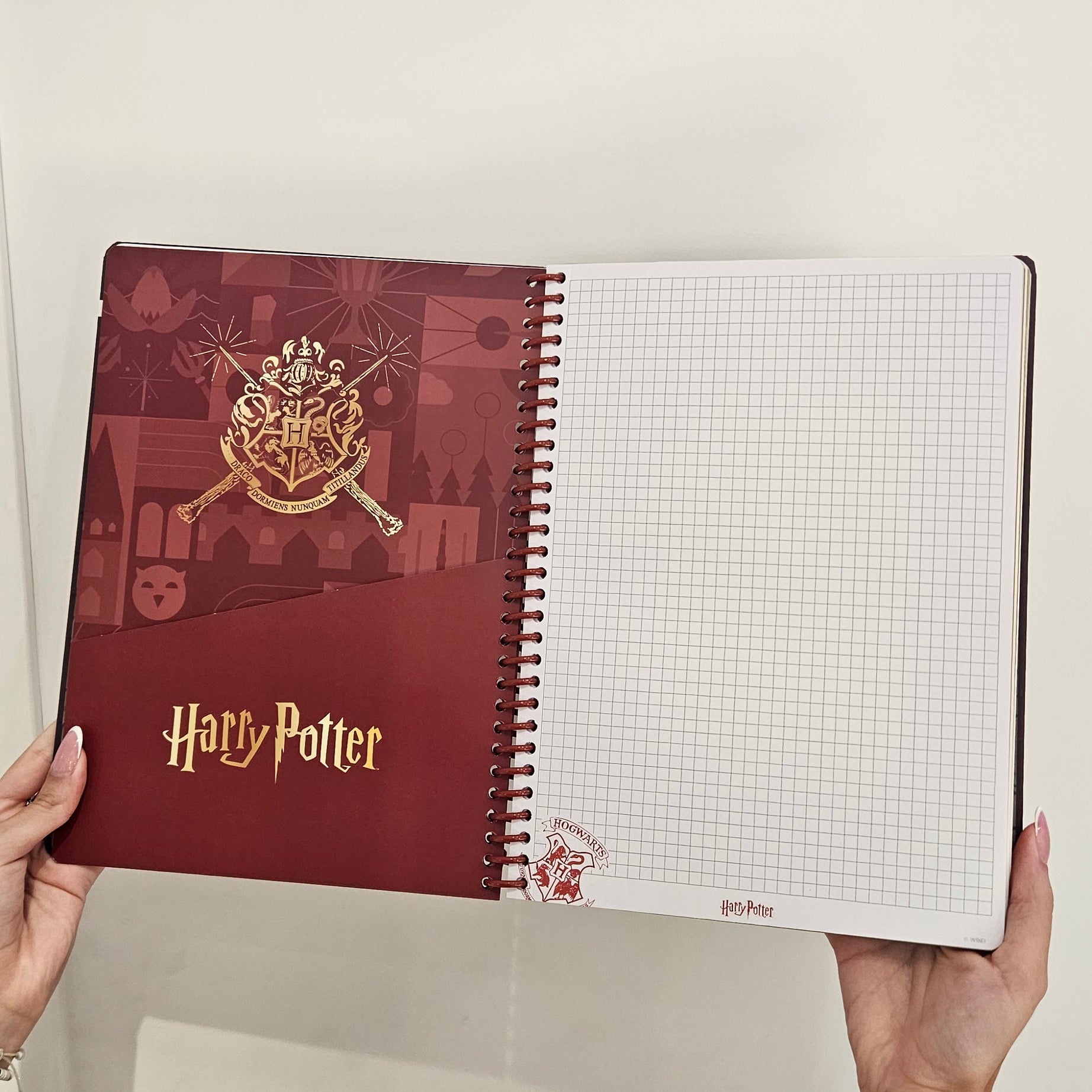 Caderno A4 em Espiral Quadriculado Harry Potter com Autocolantes e Envelope